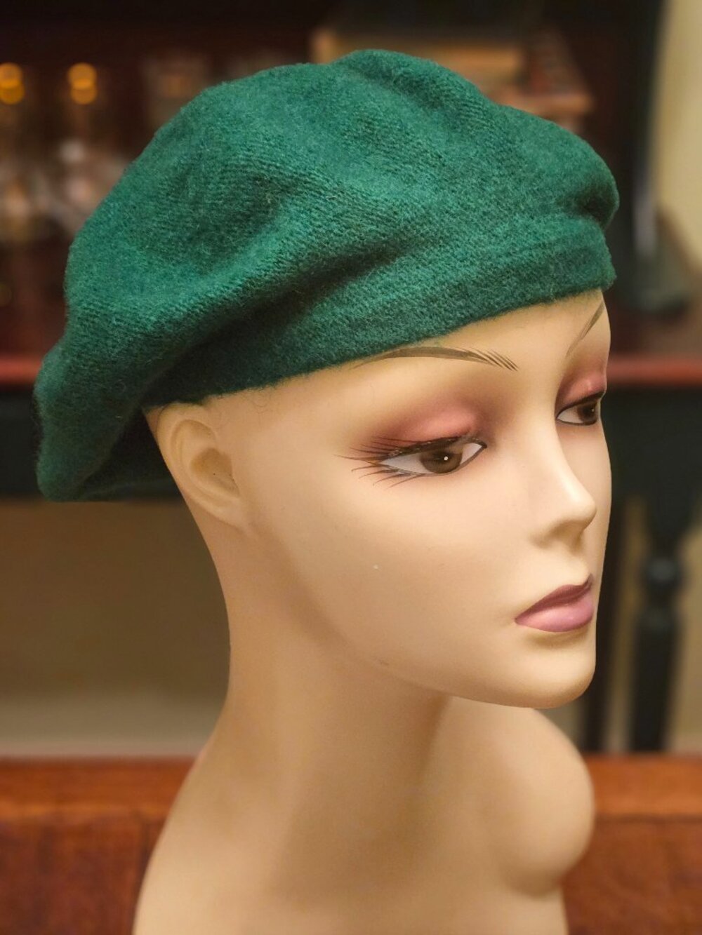 Classic French Style Wool Green Beret Hat. Medium/Small